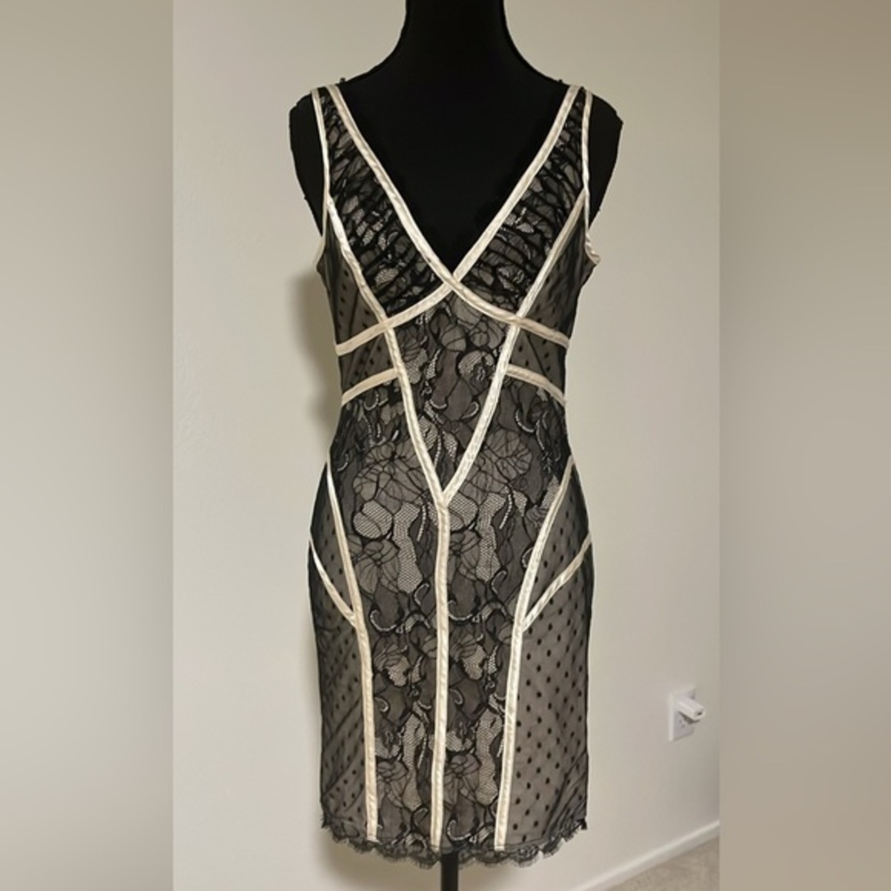 Bebe Stunning Black Lace Bodycon Feminine Chic‎ Statement Dress Size Small